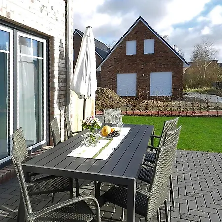 Holiday home In Burhave Mit Grosser Terrasse Butjadingen